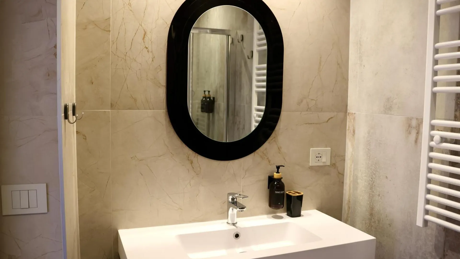 לינה וארוחת בוקר קטאניה Holiday Lux Boutique Room איטליה