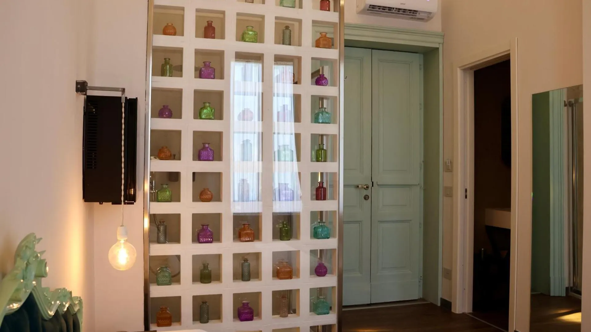 לינה וארוחת בוקר קטאניה Holiday Lux Boutique Room