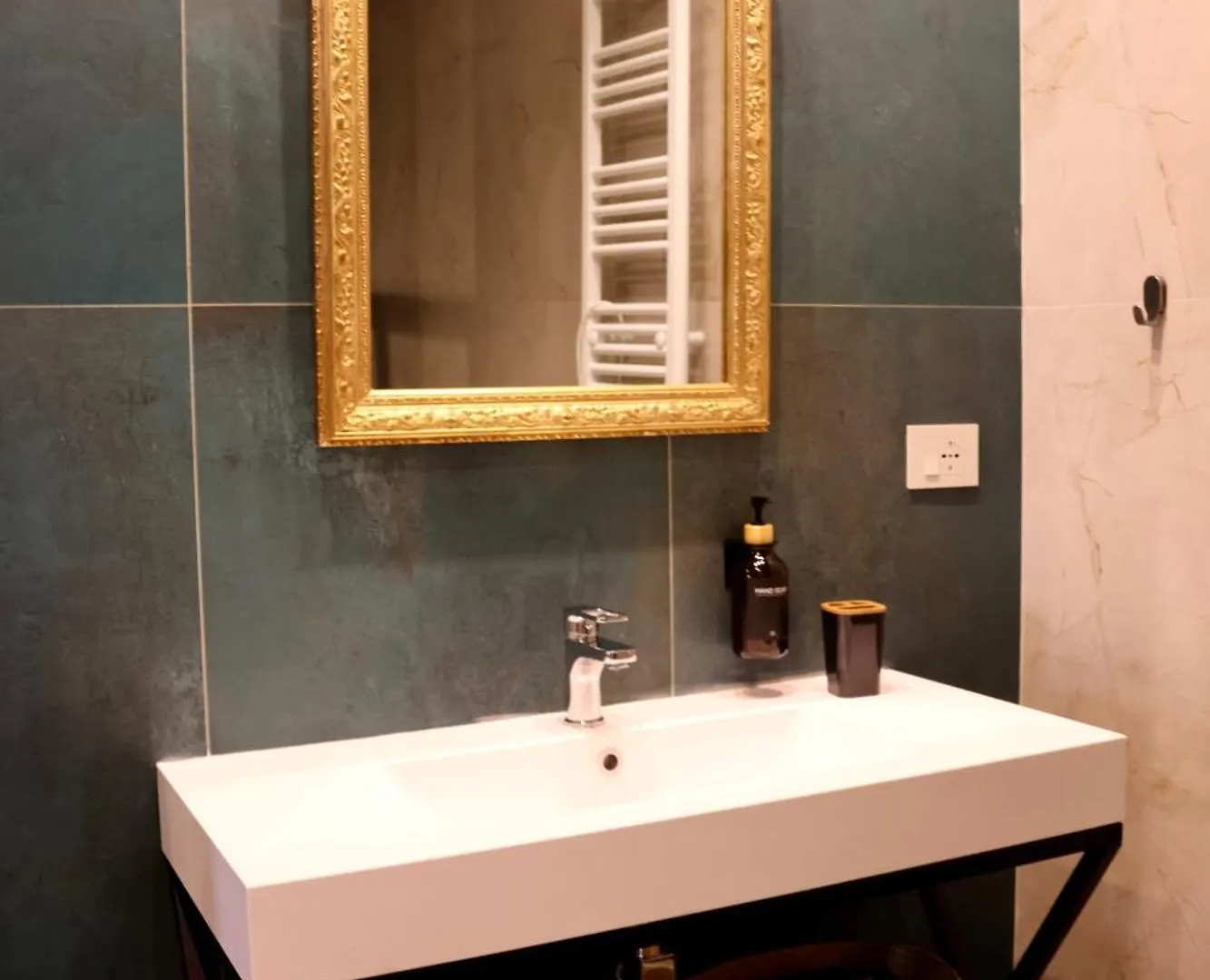 לינה וארוחת בוקר קטאניה Holiday Lux Boutique Room