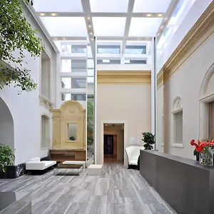 Romano House Катания