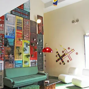 Urban Pop 2 B&B